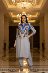 Grey Bandhej - Hotel Lobby