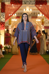 Kaftan - Walking Festive