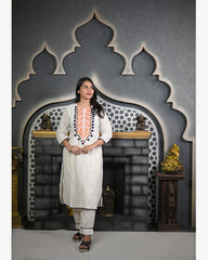 Off-White Aari Pathani Set