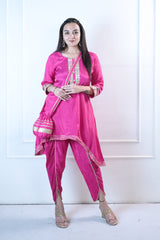 Fuchsia Festive Kurta set with potli bag